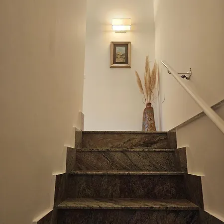 Vanvitelli's -affittacamere Guest house